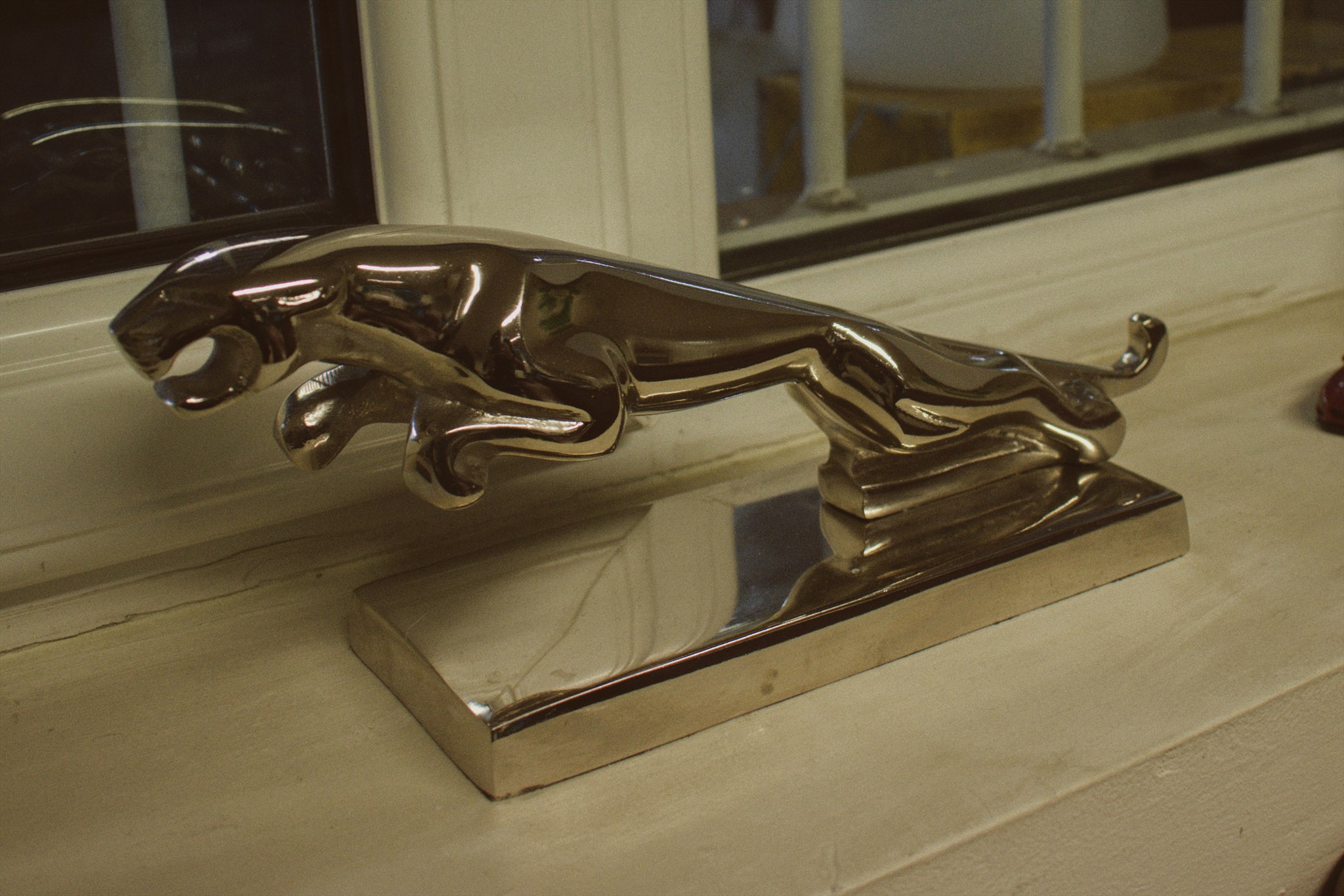 Classic Jaguar heritage leaper mascot sculpture